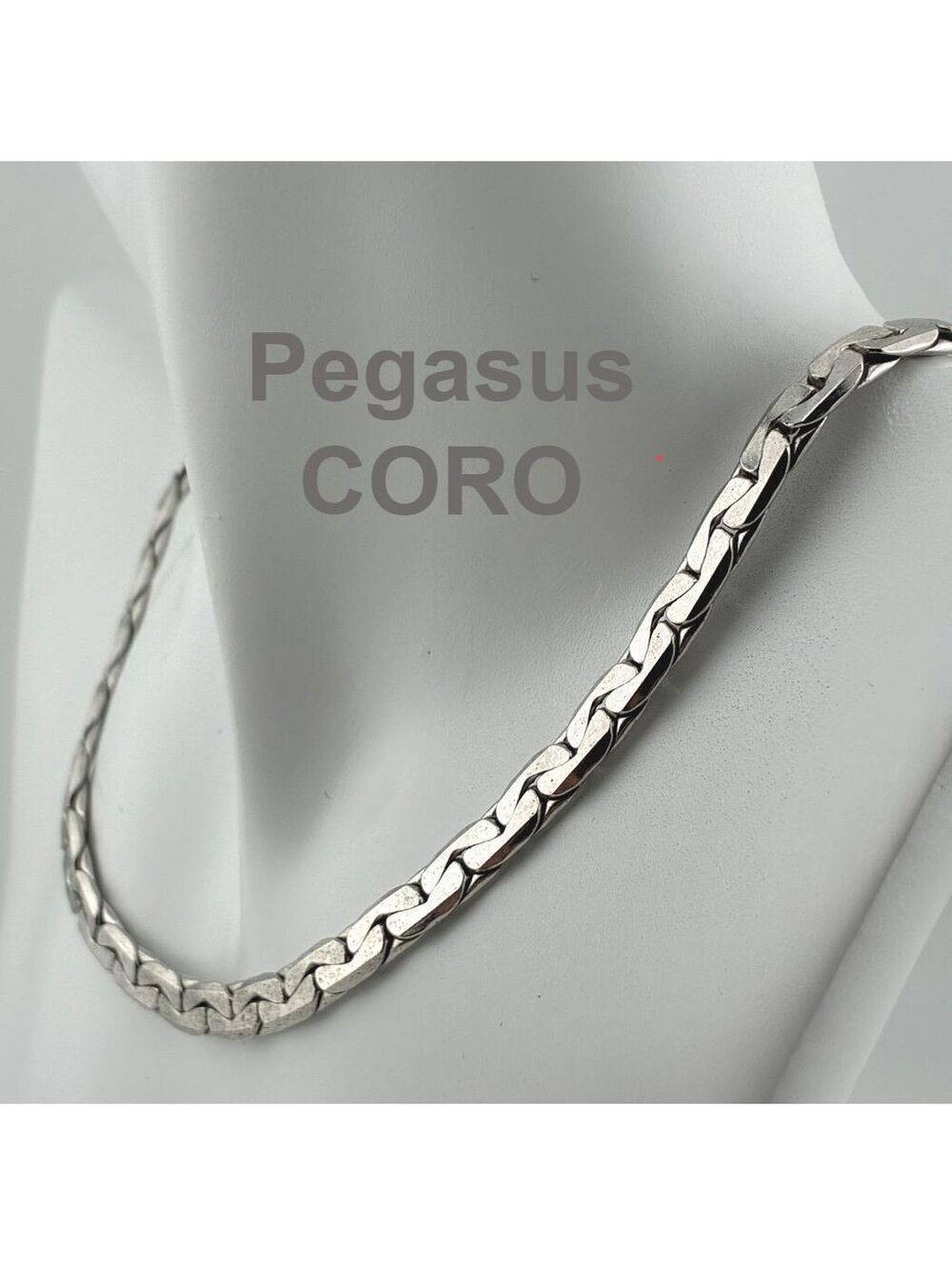 Vintage CORO Pegasus Silver Tone Flat Curb Link Choker Necklace 15"